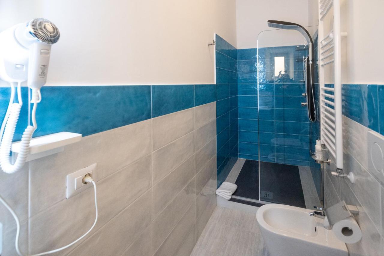 Room With Independent Entrance - Termini/Aquarium Рим Екстер'єр фото